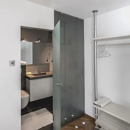 Apartment Studio Warsaw